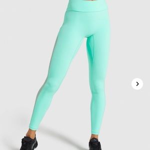 Gymshark Form Leggings in Mint